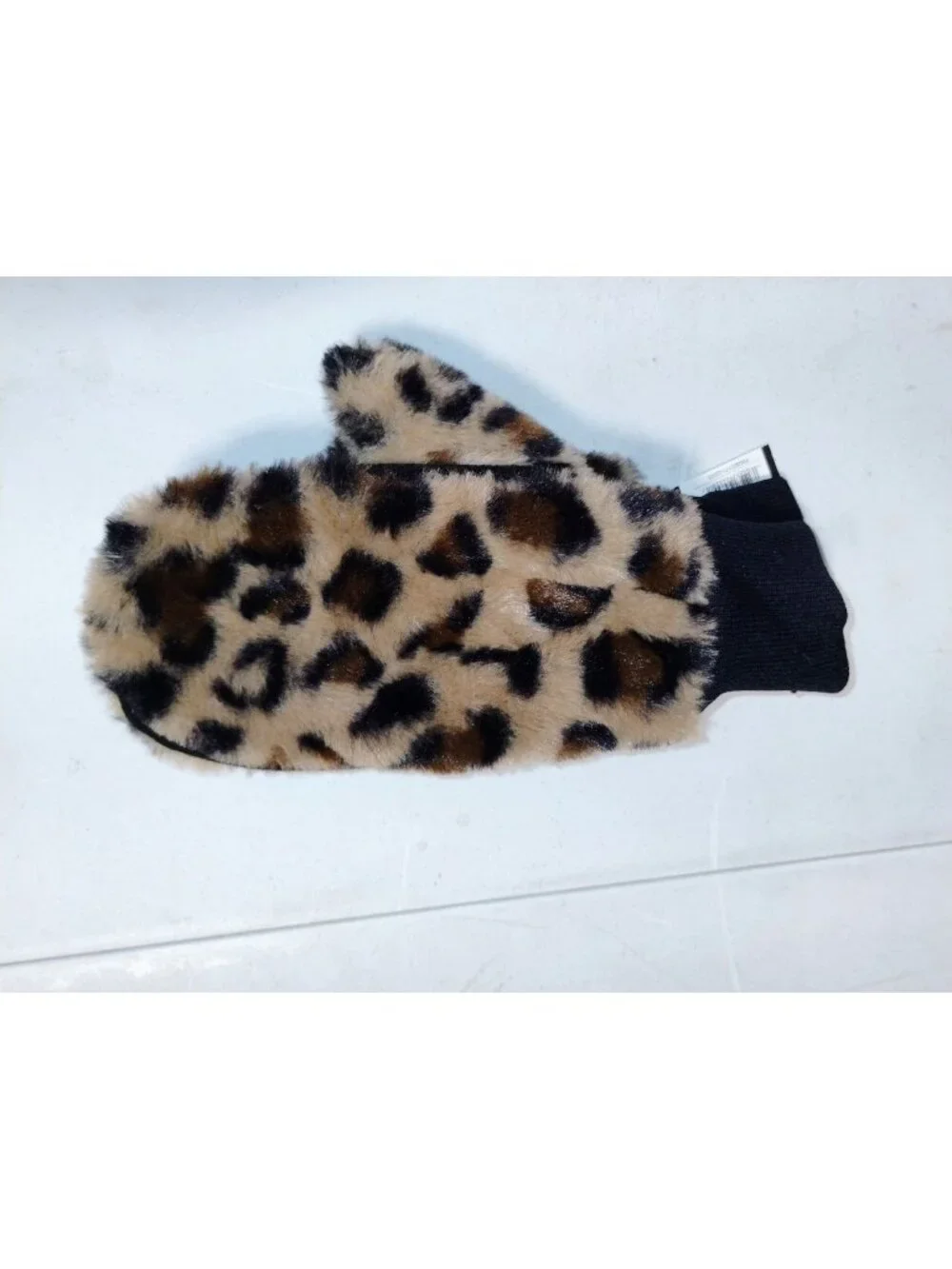 Art Class OSFM Leopard Print Mittens Faux Fur Lined Winter Accessory